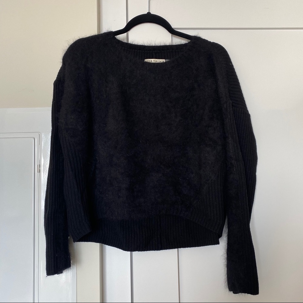 SizeM Alice+Olivia wool and angora sweater